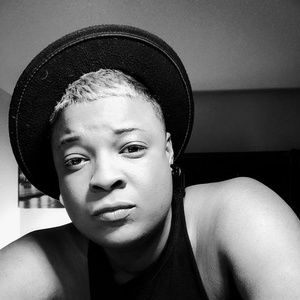 Meet your Posher, Davis